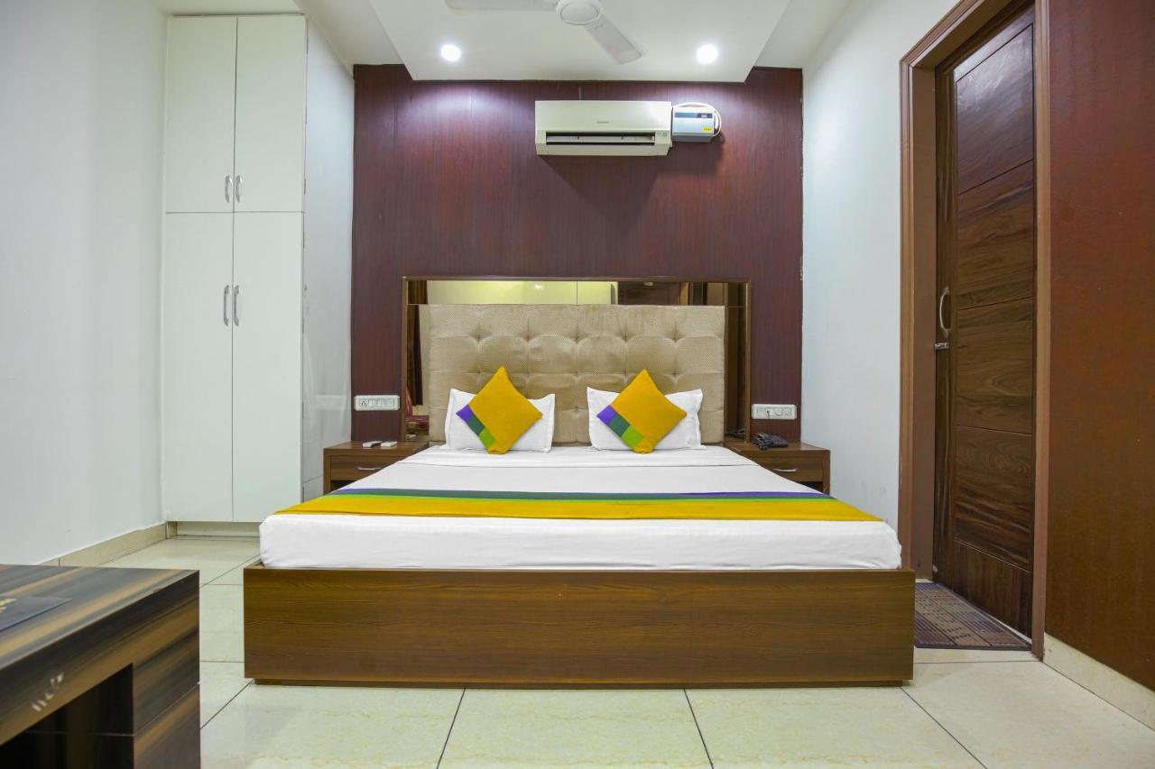 Hotel Lime Wood Лудхиана Экстерьер фото